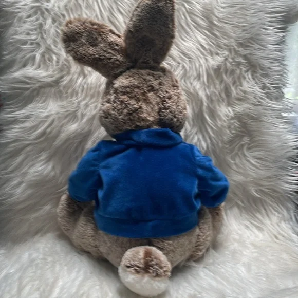 Large 16” Peter Rabbit Plush toy - Picture 3 of 13